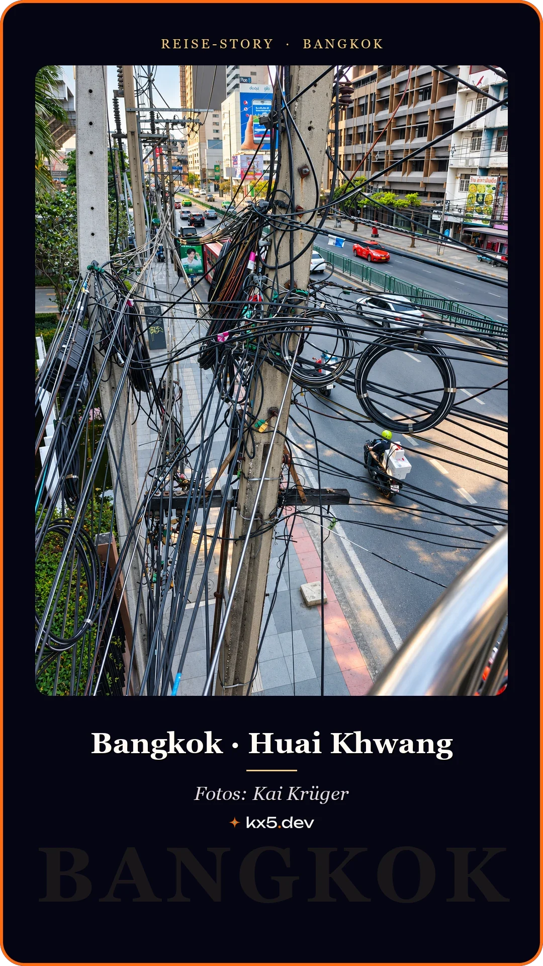 Kabel über der Straße: Bangkok · Huai Khwang
